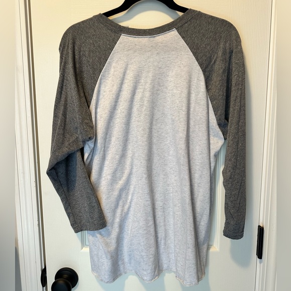 Magnolia Silos Chip & Joanna Gaines Baseball Tee sz Large - Picture 7 of 9